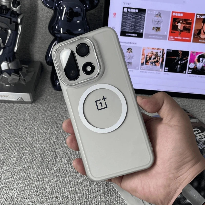 Magnetic MagSafe  OnePlus 15 Case