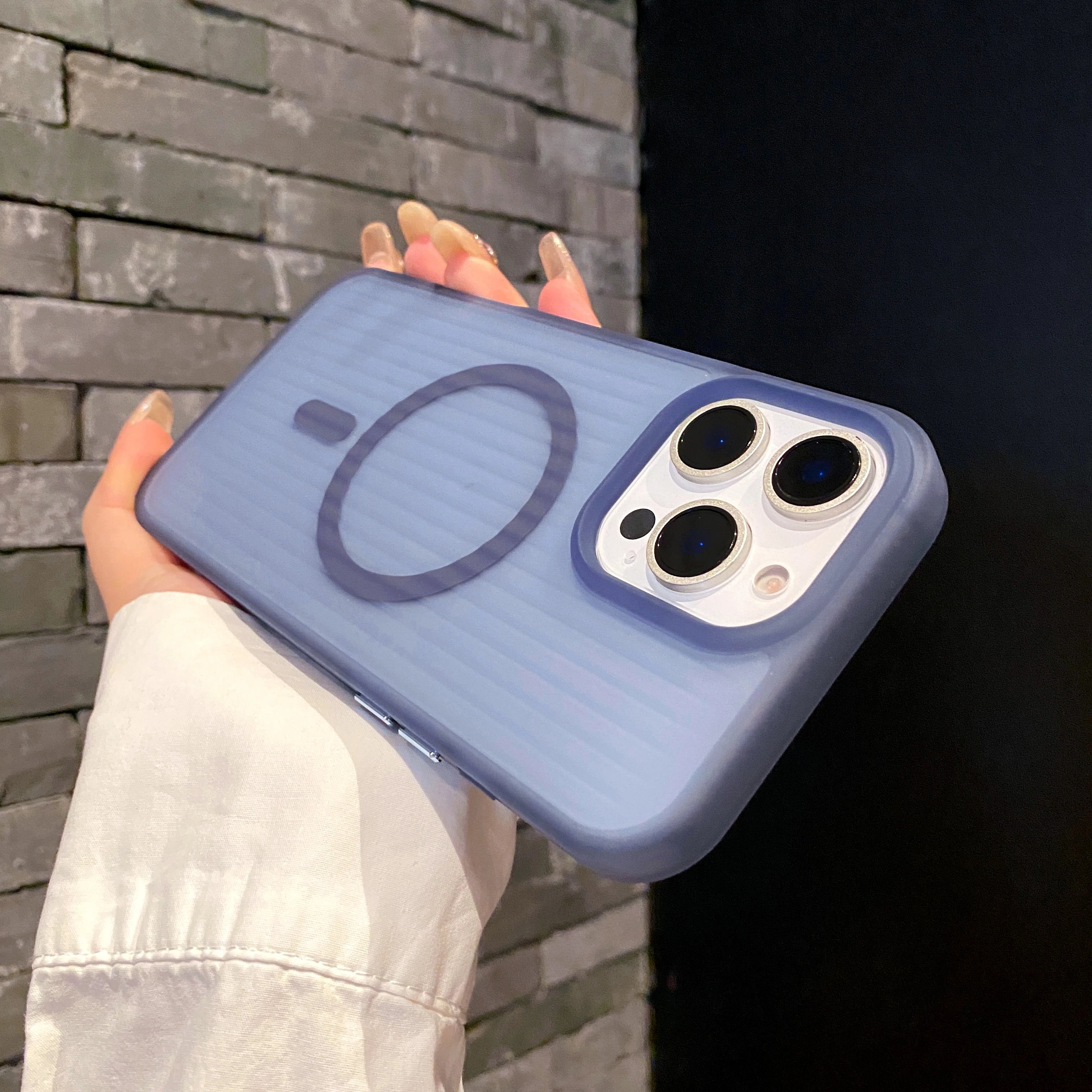 MagSafe Stripe Case