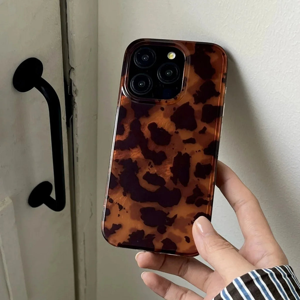 Retro Amber Leopard Case