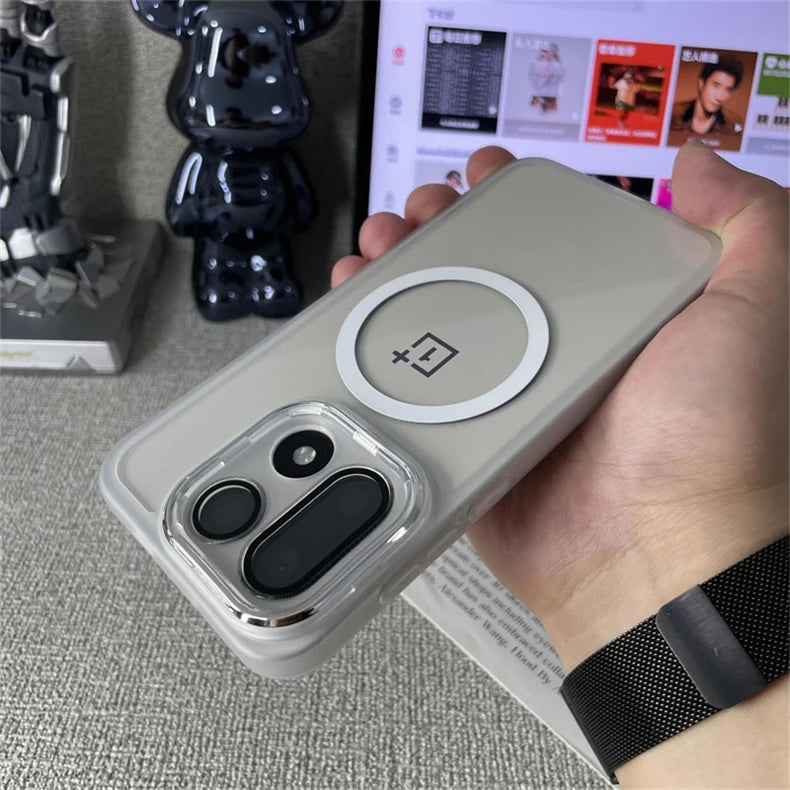 Magnetic MagSafe  OnePlus 15 Case