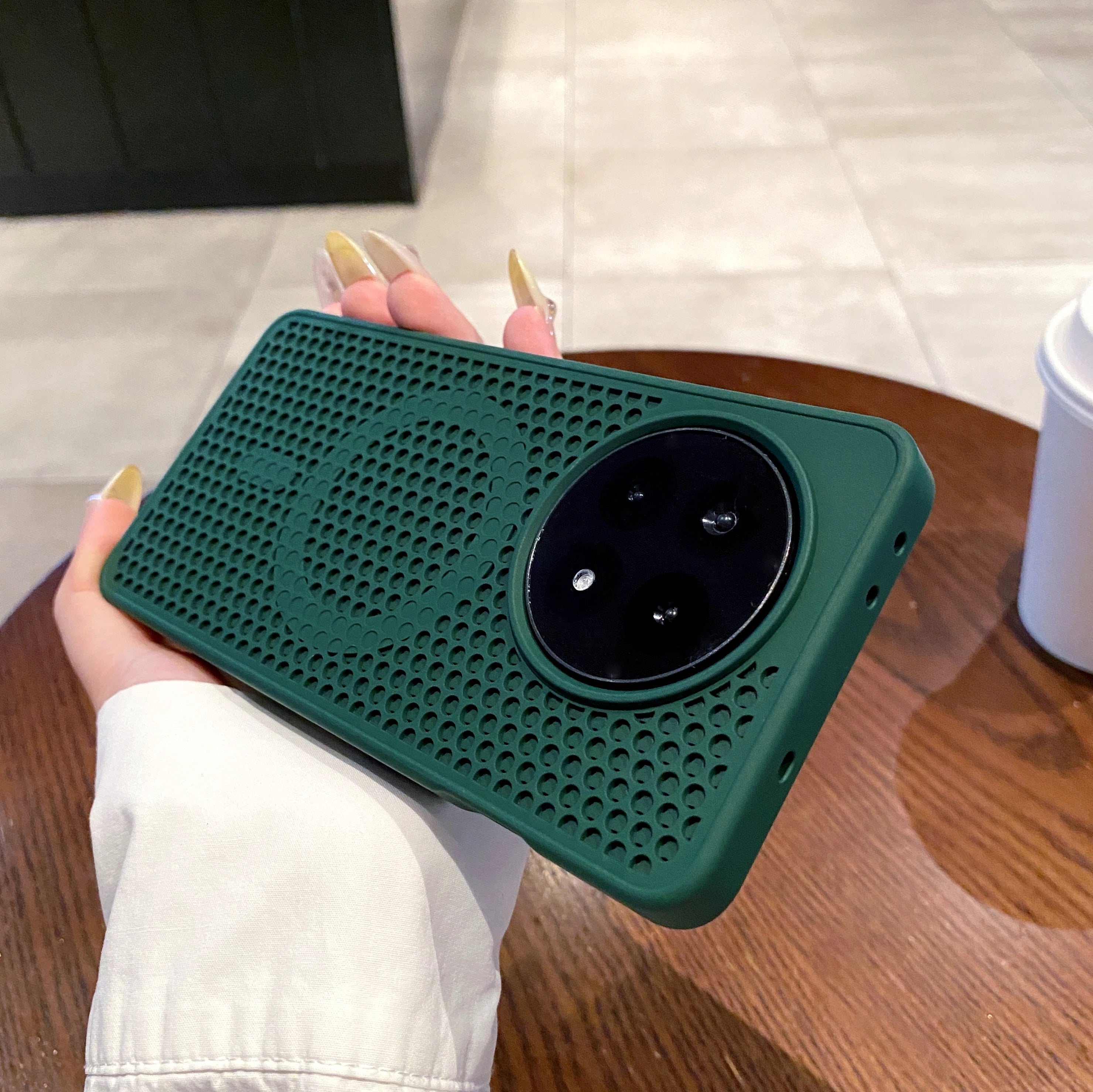 MagSafe Cooling Mesh Case