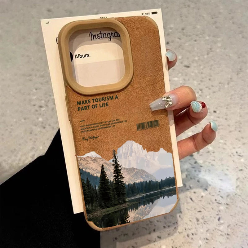 Mountain Lake Funda Case