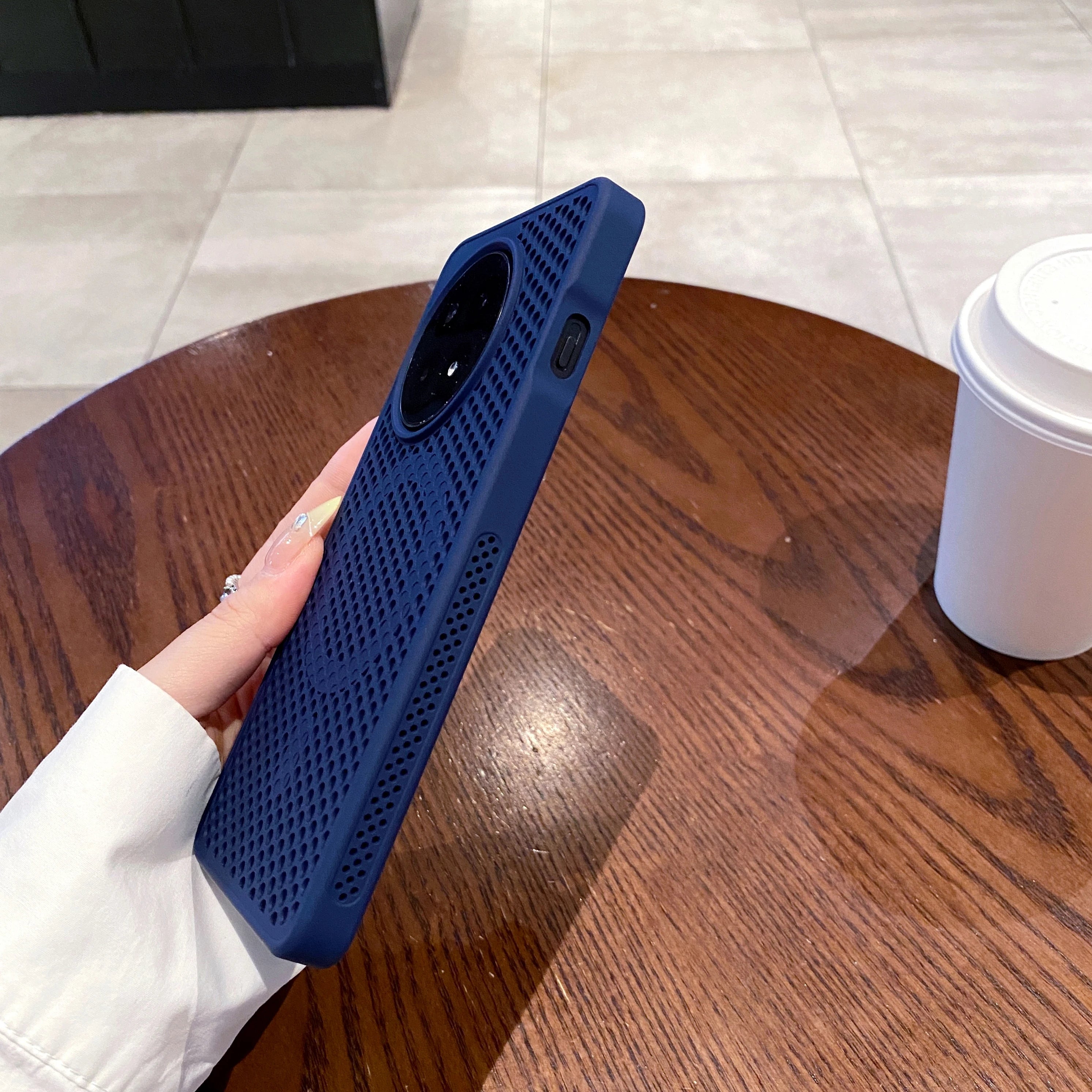 MagSafe Cooling Mesh Case